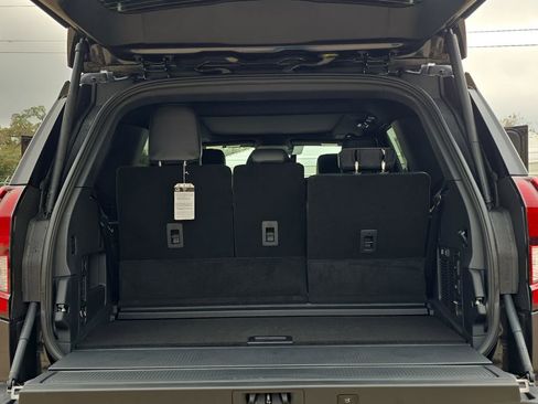 New 2025 Ford Expedition Platinum w/ Stealth Performance Package image 20