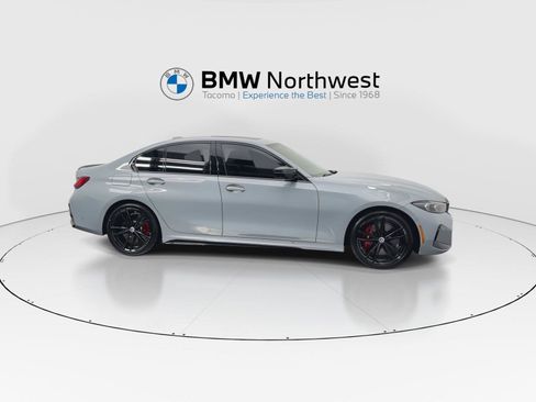 Used 2023 BMW M340i xDrive w/ Premium Package AWD/4WD image 5