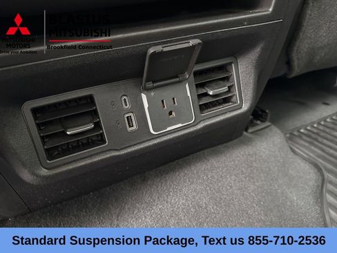 Used 2023 Chevrolet Silverado 1500 LT AWD/4WD image 18