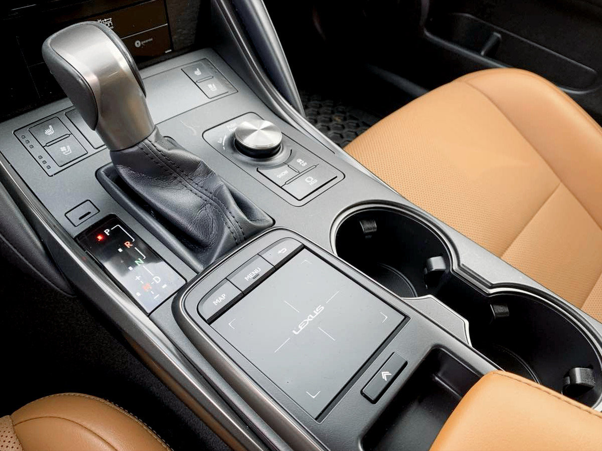 Used 2021 Lexus IS 300 AWD image 31
