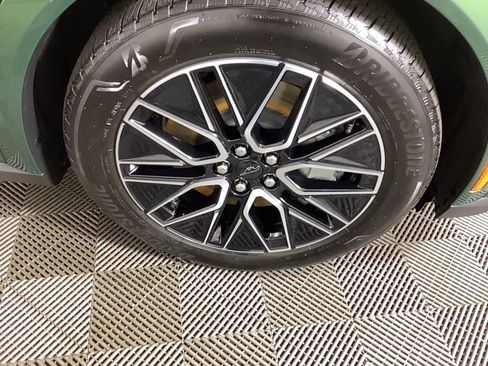 Used 2025 Ford Mustang Mach-E Premium image 7