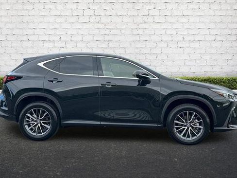 Certified 2024 Lexus NX 250 FWD image 3