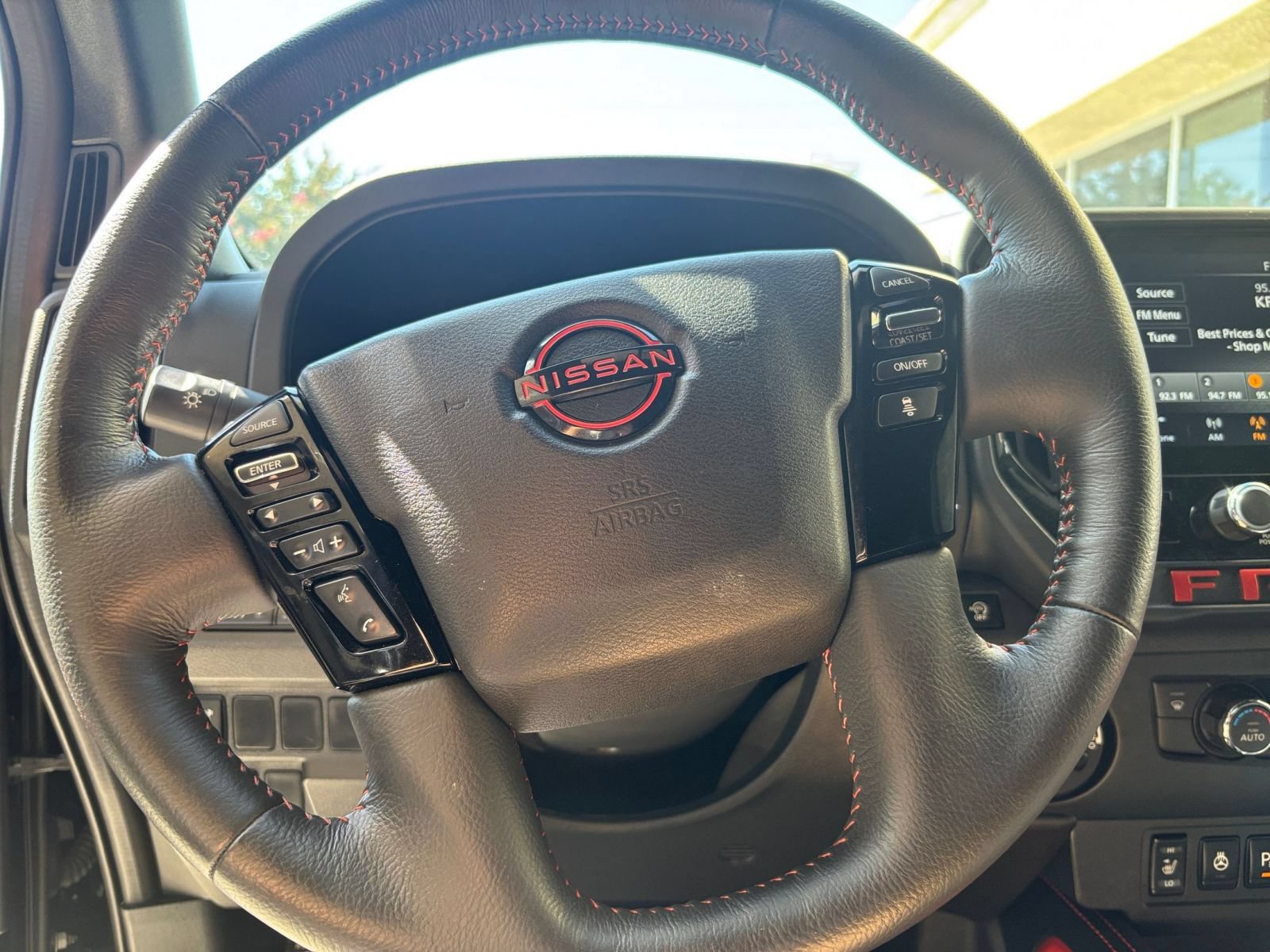 Used 2026 Nissan Frontier PRO-4X AWD/4WD image 28
