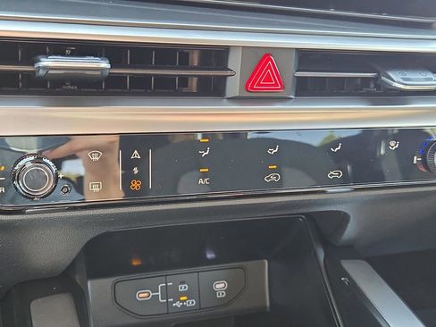 New 2026 Kia Sorento LX image 22