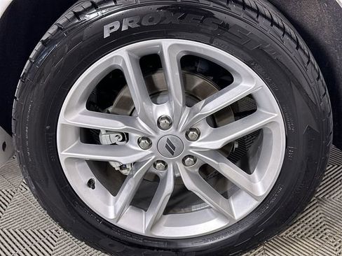 Used 2024 Dodge Durango GT RWD image 34