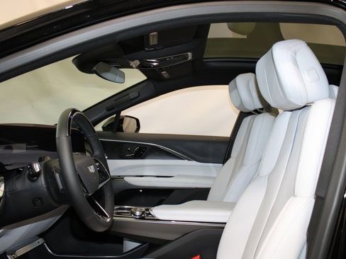 New 2026 Cadillac Lyriq Sport image 4