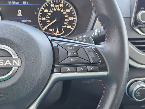 Used 2024 Nissan Altima 2.5 SR image 19