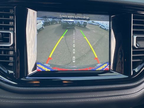 Used 2021 Dodge Durango SXT image 28