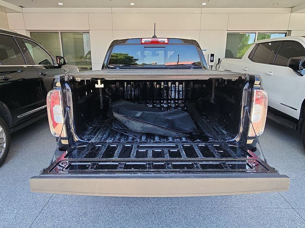 Certified 2020 GMC Canyon SLT w/ Trailering Package AWD/4WD image 23