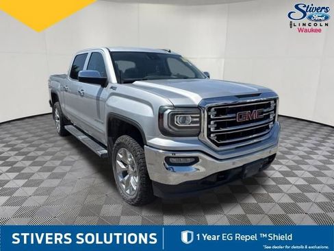 Used 2018 GMC Sierra 1500 SLT AWD/4WD image 3