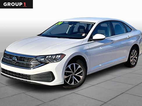 Used 2024 Volkswagen Jetta S image 1