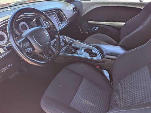 Used 2022 Dodge Challenger R/T Scat Pack w/ Shaker Package RWD image 17