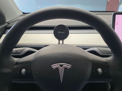 Used 2021 Tesla Model Y Long Range AWD/4WD image 12
