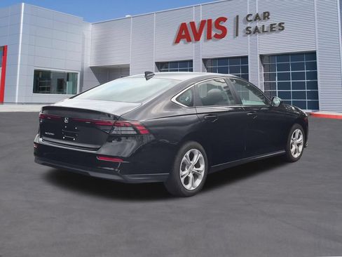 Used 2025 Honda Accord LX image 6