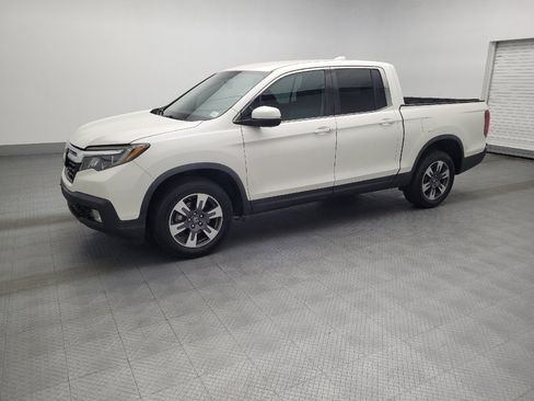 Used 2017 Honda Ridgeline RTL-T image 2