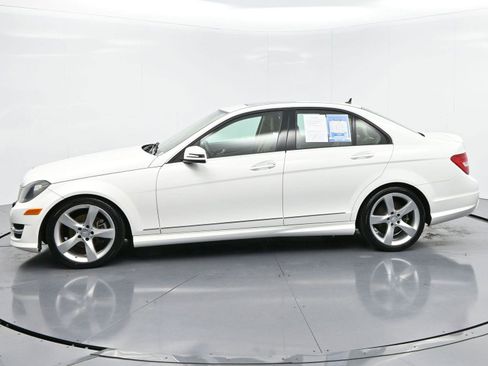 Used 2014 Mercedes-Benz C 250 Luxury image 4