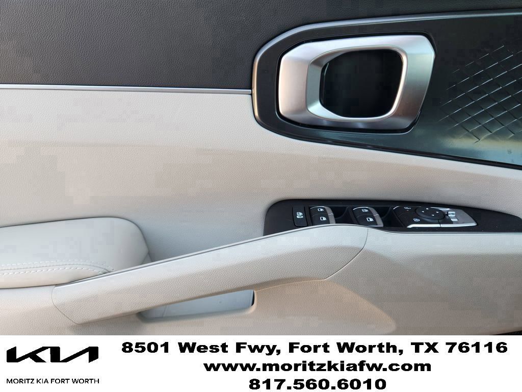 New 2026 Kia Sorento S FWD image 16