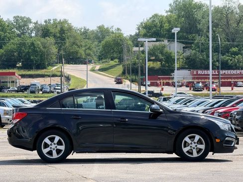 Used 2015 Chevrolet Cruze LT FWD image 5