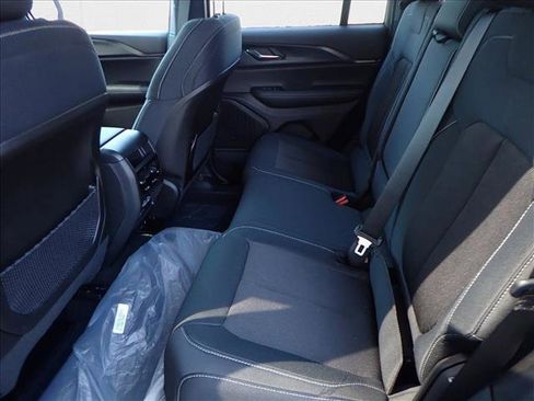 New 2025 Jeep Grand Cherokee Laredo X w/ Luxury Tech Group I image 10