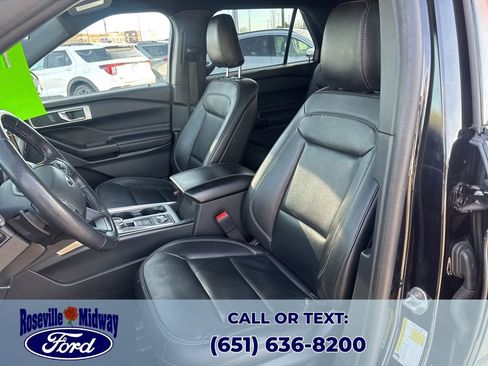 Used 2020 Ford Explorer XLT w/ Equipment Group 202A image 25