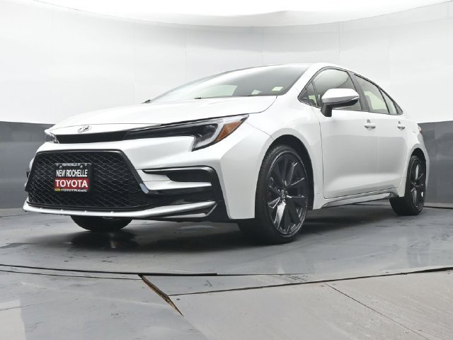 Certified 2025 Toyota Corolla SE w/ Convenience Package FWD image 31