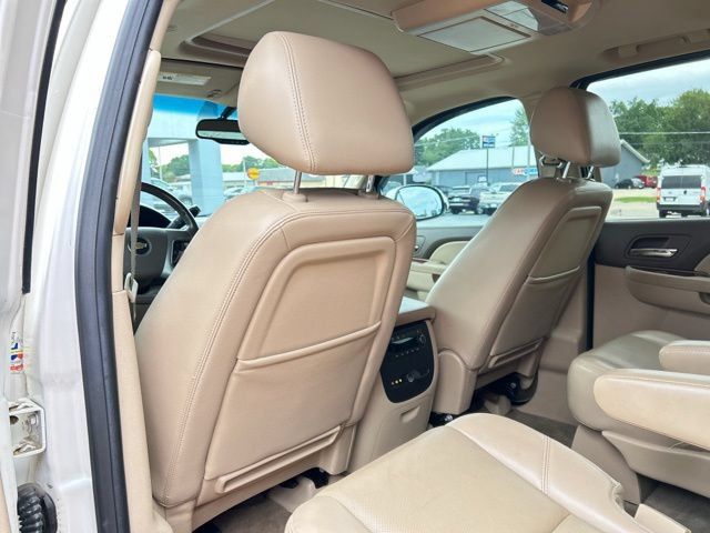 Used 2012 Chevrolet Suburban LTZ AWD/4WD image 22