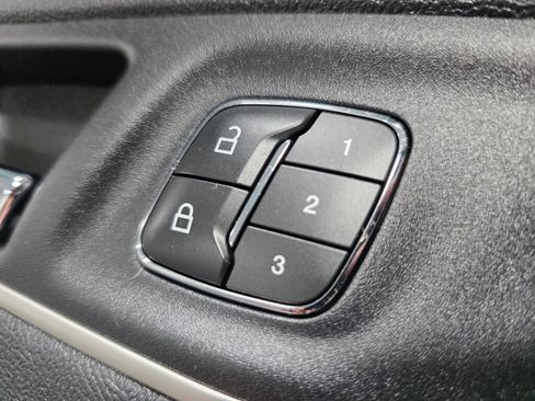 Used 2019 Lincoln MKC Select AWD/4WD image 14