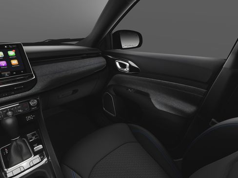 New 2026 Jeep Compass Latitude image 7