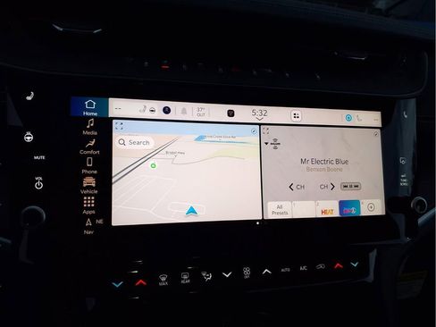 New 2026 Jeep Grand Cherokee Altitude AWD/4WD image 22