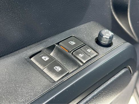 Used 2019 Toyota Tacoma SR RWD image 31