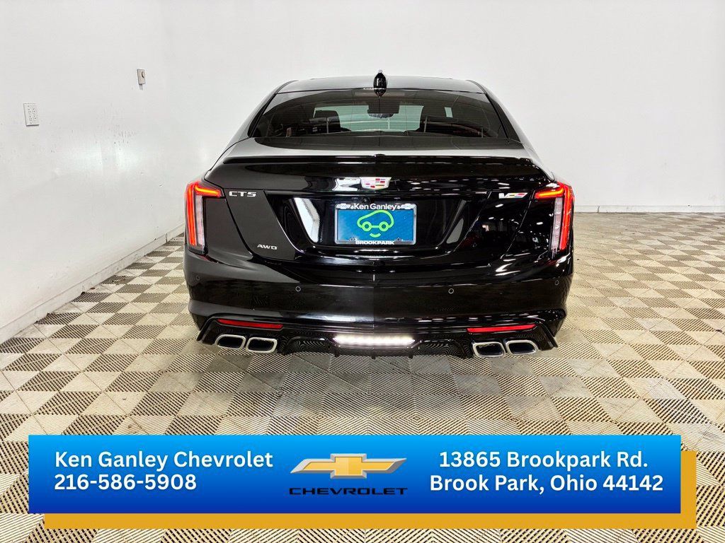 Used 2025 Cadillac CT5 V w/ Technology Package AWD/4WD image 5