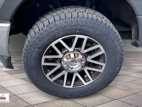 Used 2019 Ford F350 Lariat w/ Lariat Ultimate Package image 9