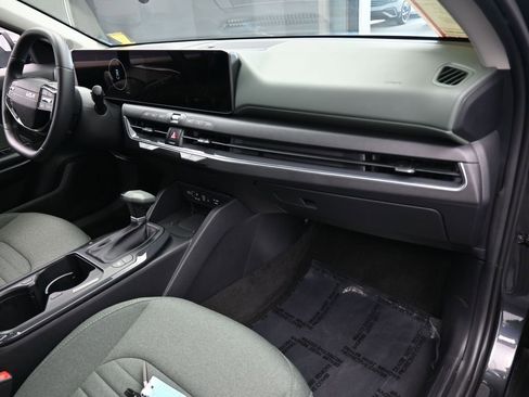 Used 2025 Kia K4 EX FWD image 42