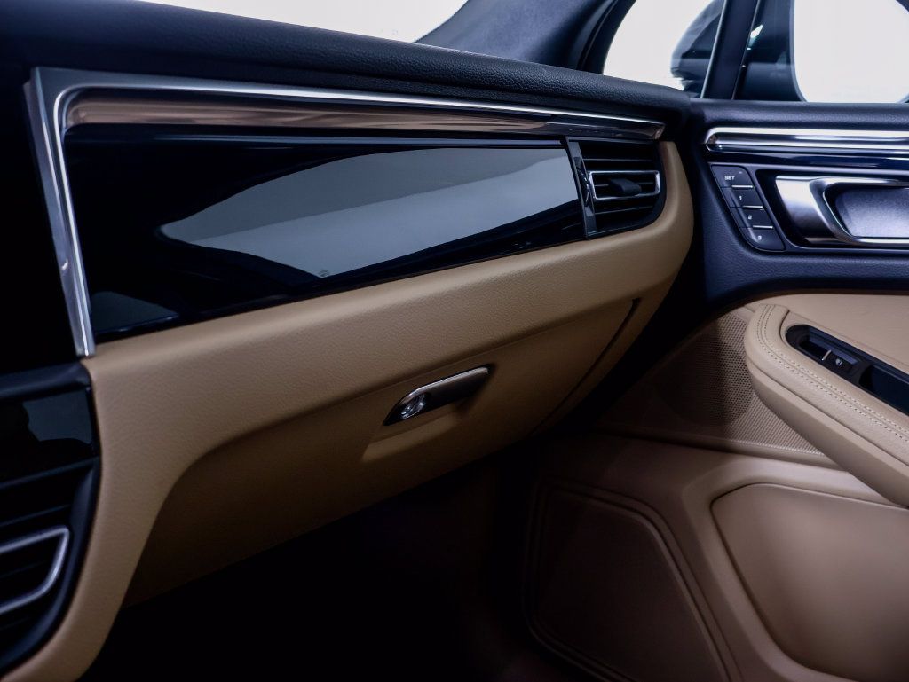 Certified 2026 Porsche Macan AWD/4WD image 23