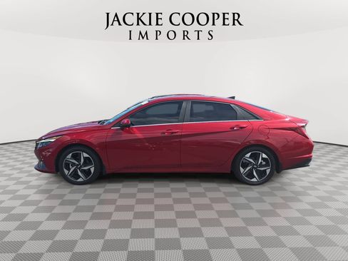 Used 2022 Hyundai Elantra Limited FWD image 8