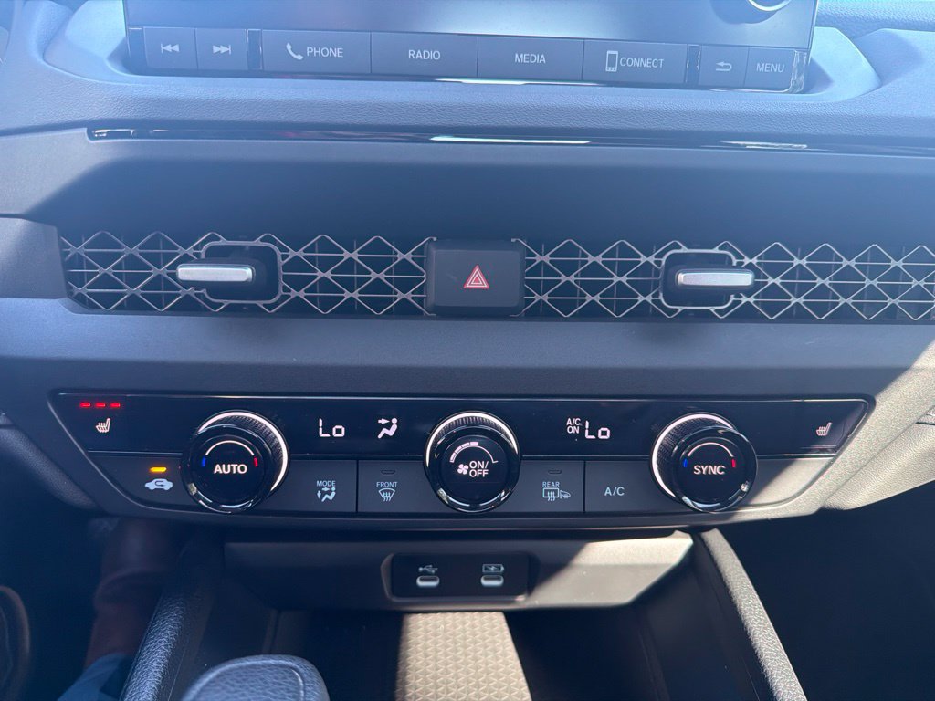 Used 2025 Honda Accord SE image 27
