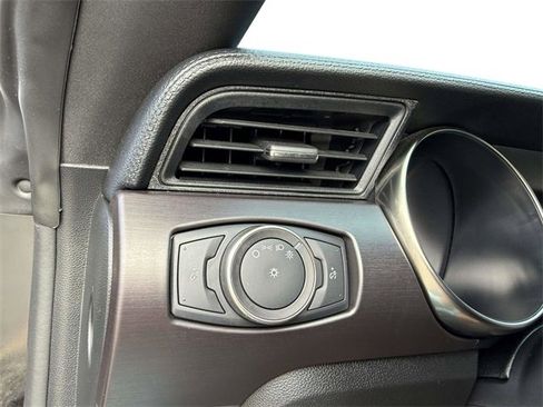 Used 2017 Ford Mustang Shelby GT350 image 52