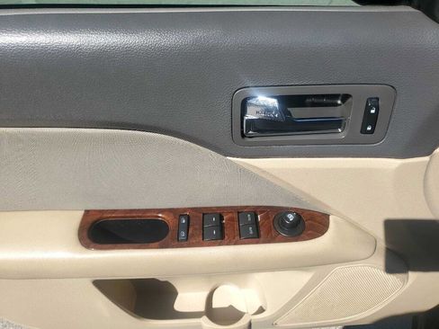 Used 2012 Ford Fusion SEL image 17