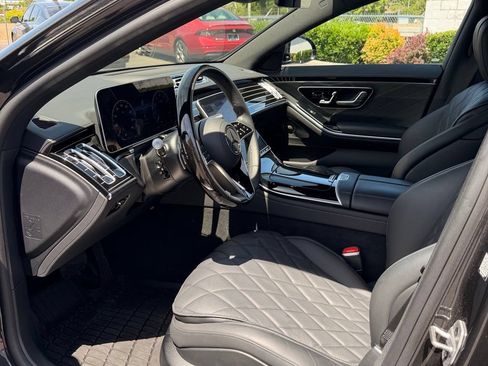 Used 2024 Mercedes-Benz S 580 4MATIC Sedan image 18