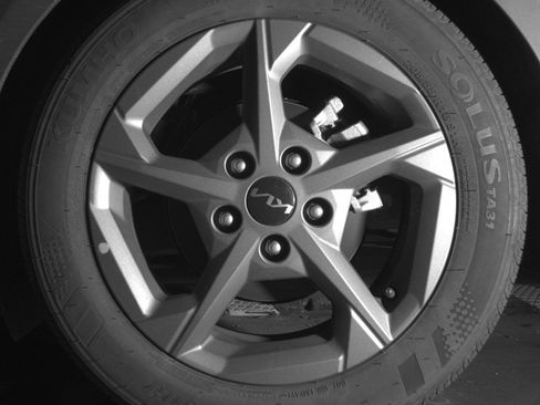 Used 2025 Kia K4 LXS image 14