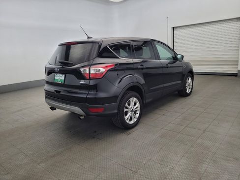 Used 2017 Ford Escape SE AWD/4WD image 9