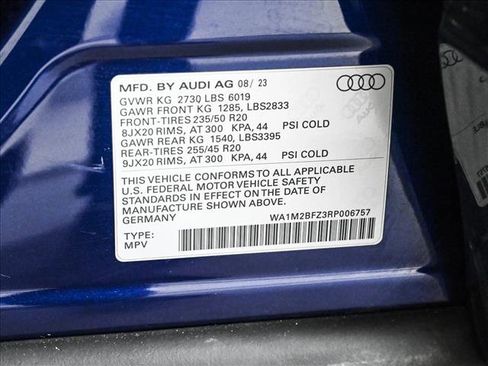 Used 2024 Audi Q4 e-tron Prestige image 26