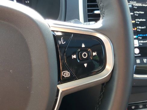 Certified 2024 Volvo XC90 B5 Core w/ Climate Package AWD/4WD image 22