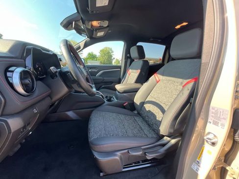 Certified 2024 Chevrolet Colorado Z71 w/ Advanced Trailering Package image 9