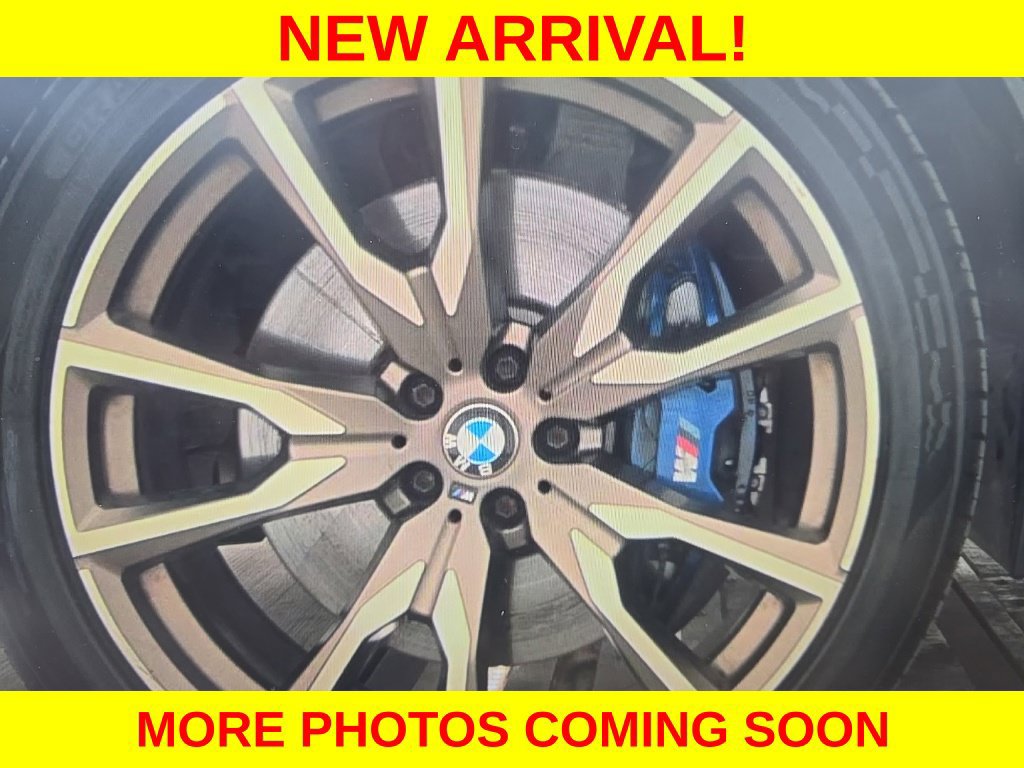 Used 2021 BMW X7 M50i w/ Dynamic Handling Package AWD/4WD image 13