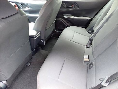 Used 2025 Toyota Prius Plug-In Hybrid FWD image 9