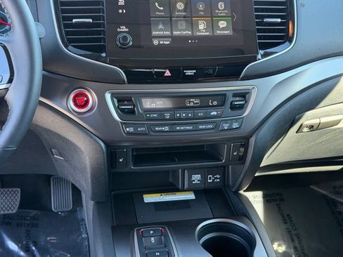 Used 2022 Honda Pilot Special Edition image 17