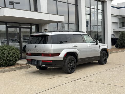 Used 2025 Hyundai Santa Fe Calligraphy image 4