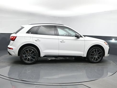 Used 2023 Audi SQ5 Premium Plus w/ Premium Plus Package AWD/4WD image 3