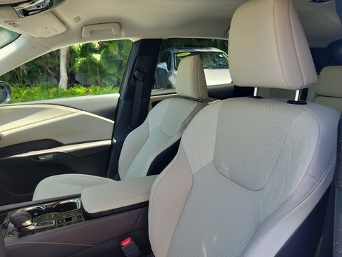 Certified 2023 Lexus RX 350 FWD w/ Accessory Package (Z1) image 20
